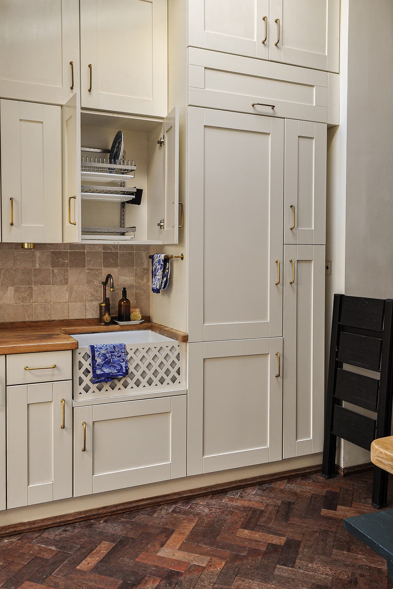 country style kitchen with ladder and finnish draining rack